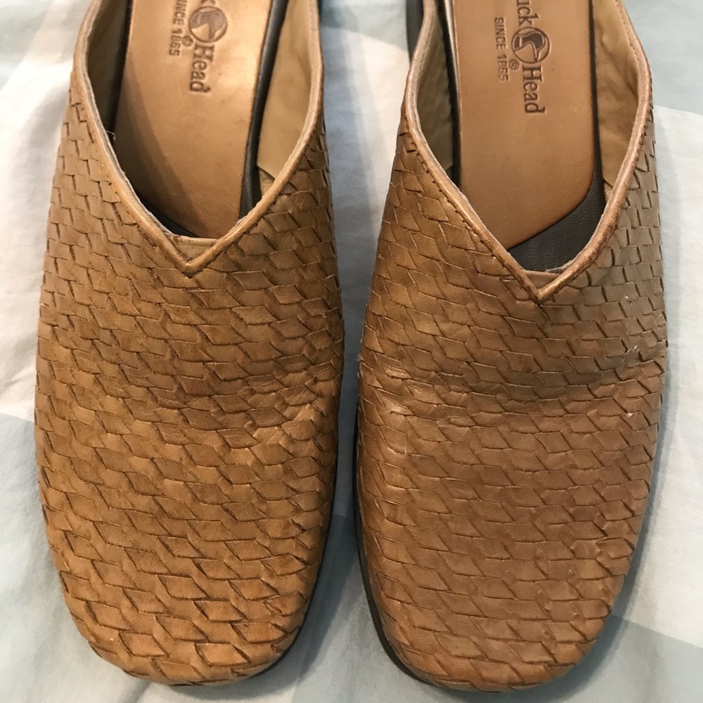 3/$20 Duck head shoes